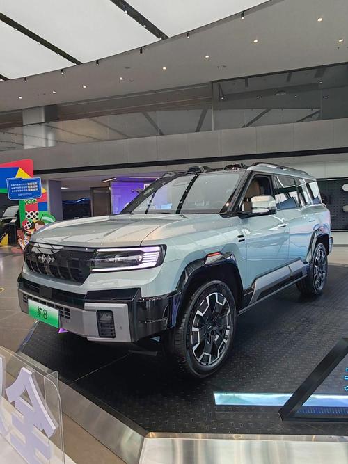 成都都江堰市天耀福企业管理咨询比亚迪方程豹硬派越野的爆款，英菲尼迪35周年与你共成长